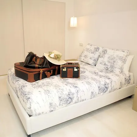 Loft 48 Apartman *